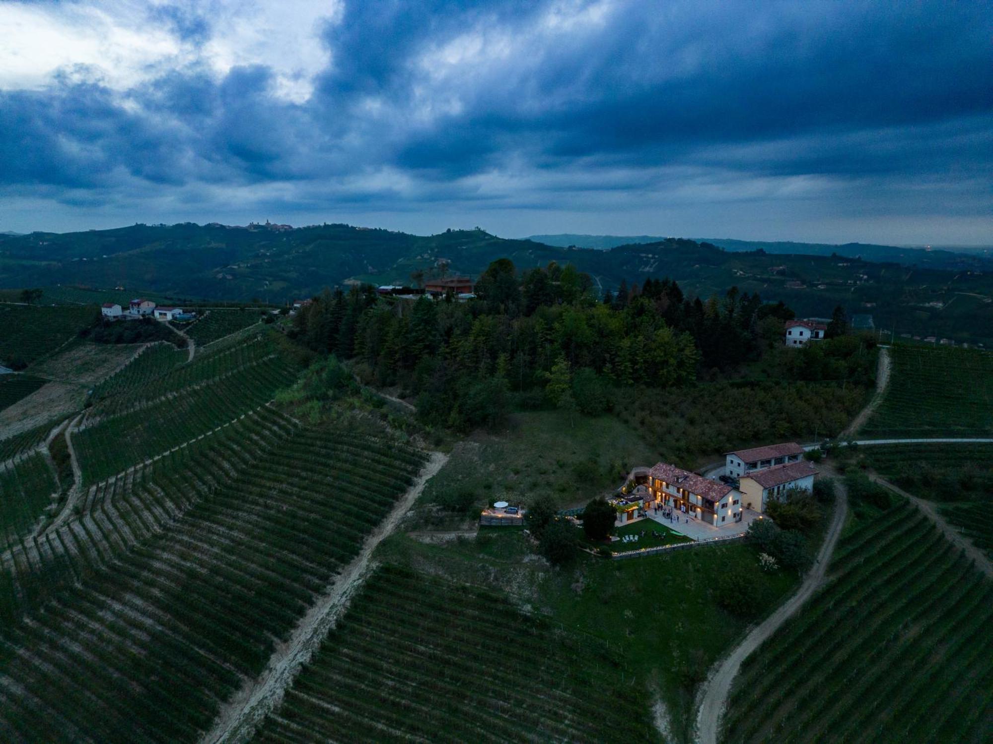 فيلا Cascina Portinale 8 ألبا المظهر الخارجي الصورة